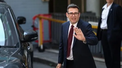 Andy Burnham será el nuevo primer ministro del Reino Unido tras asumir el liderazgo laborista