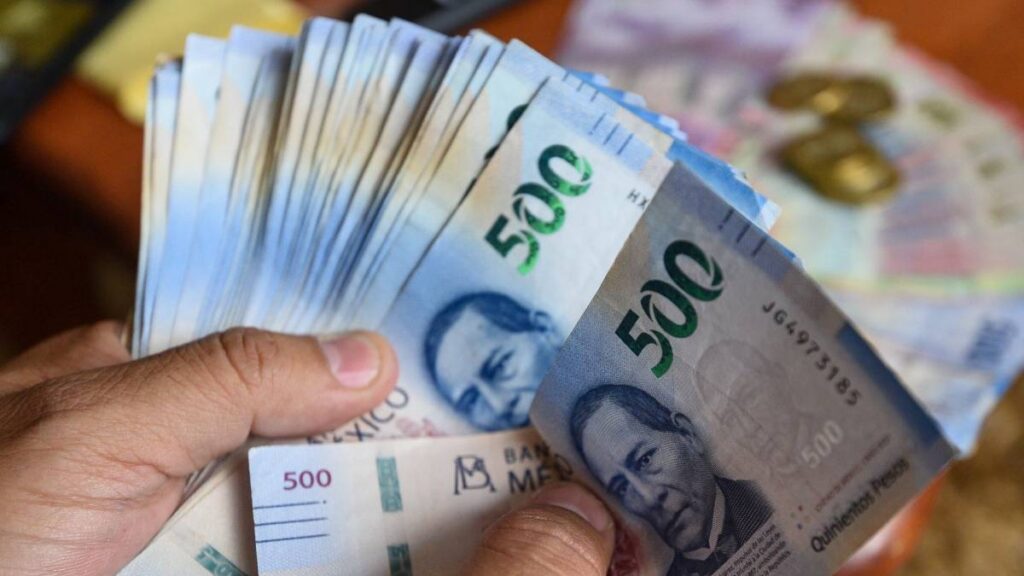 Producción para el Bienestar 2026 otorgará hasta 24 mil pesos vía Banco del Bienestar a productores que cumplan los requisitos.