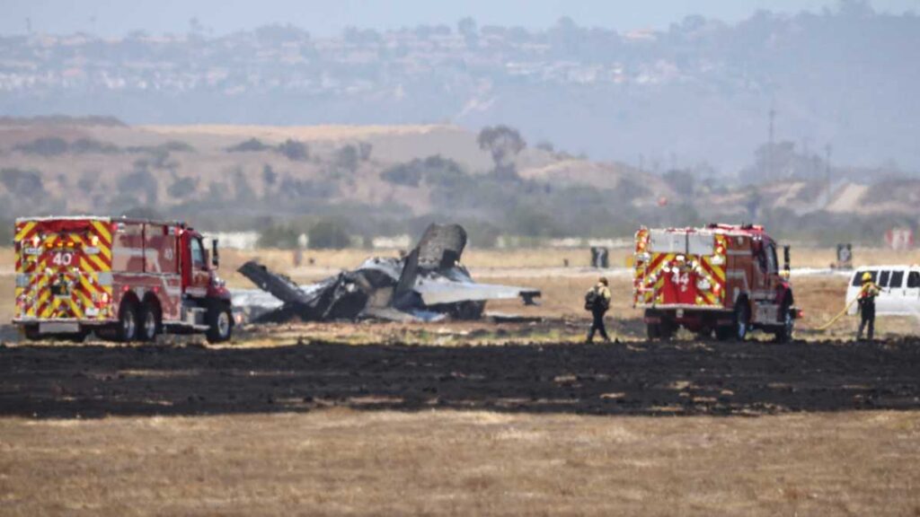 Un avión F-35 se estrelló y explotó en California