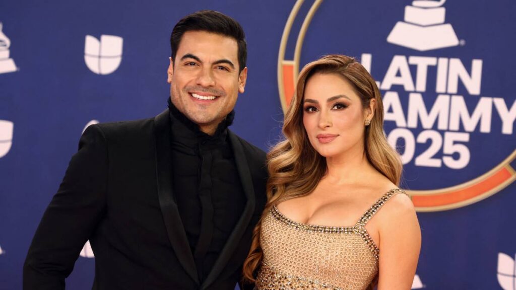 Carlos Rivera y Cynthia Rodríguez