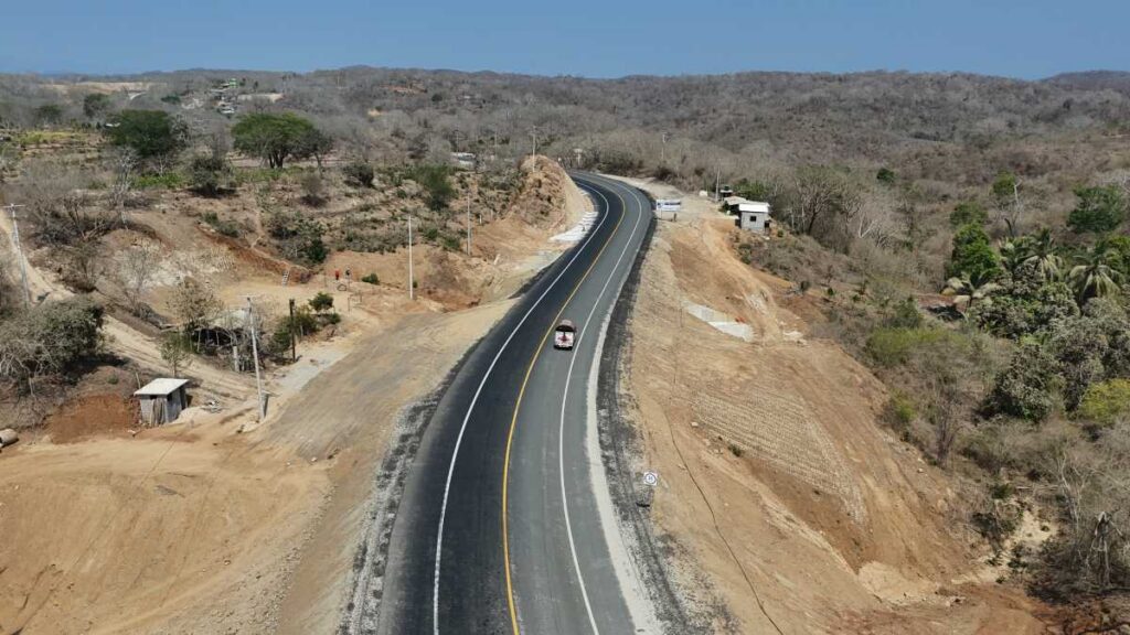 Carretera Salina Cruz-Zihuatanejo