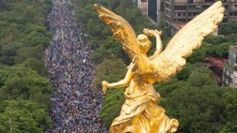 México vs Inglaterra se posterga a las 19:00 horas por lluvias; el Ángel presenta lleno total