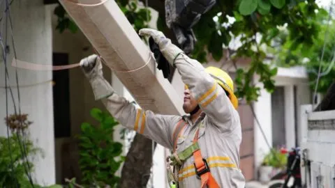 Apagones por calor dejan a 2 mil 600 familias sin luz en Tamaulipas