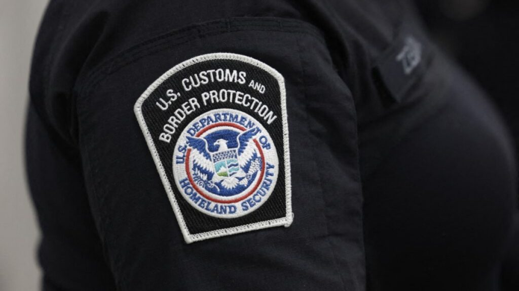 Si vas preparado para el proceso, pasar por la CBP puede ser rápido y fácil.