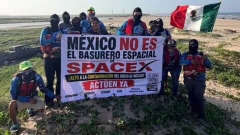 Activistas alertan por basura espacial y daños a casas en México tras nuevo lanzamiento de SpaceX