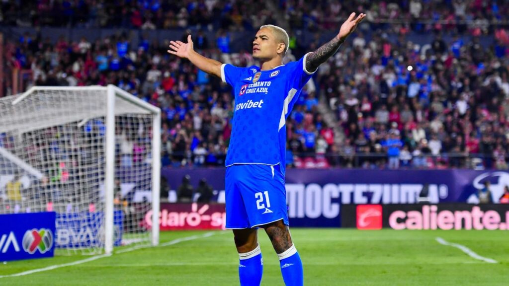 ¡A lo grande! Cruz Azul debuta con remontada dramática ante San Luis