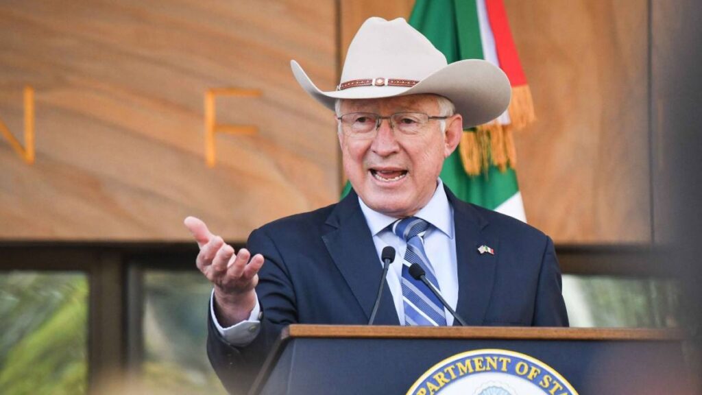Ken Salazar, exembajador de Estados Unidos en México.