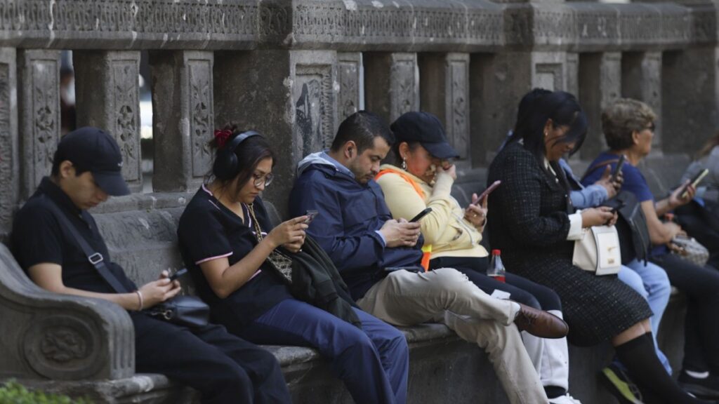 ¿Cómo el uso del celular ha cambiado tu fisionomía?