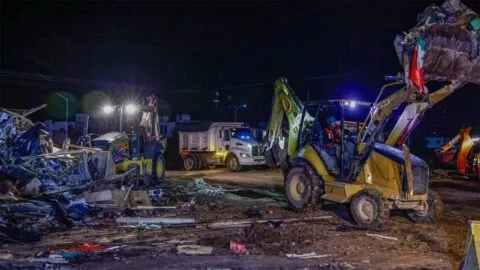 Desalojan a alrededor de 200 familias que habitaban en una zona irregular en la capital de Durango