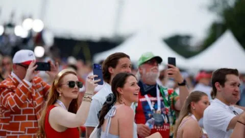 Estados Unidos conmemora su 250 aniversario en una intensa ola de calor