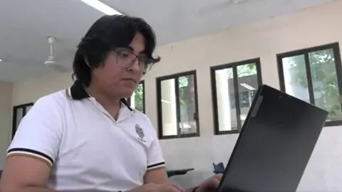 Joven yucateco, de 17 años, representará a México en dos olimpiadas internacionales de Física