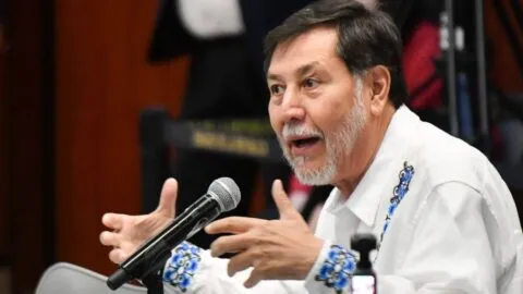 Ordenan a Fernández Noroña ofrecer disculpa pública por violencia política de género a Grecia Quiroz