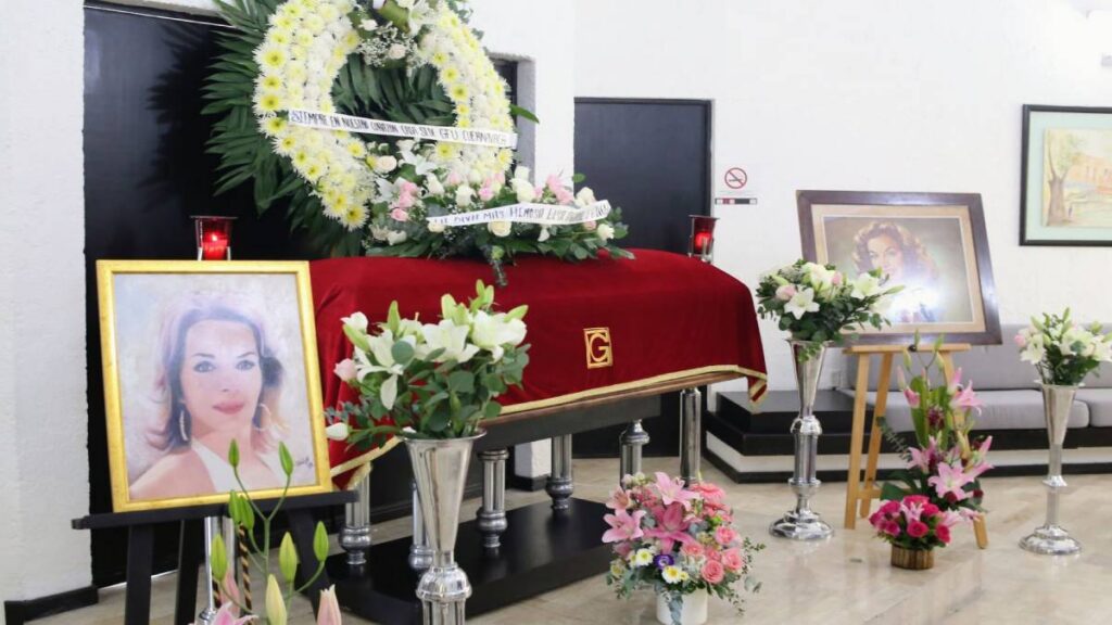 Elsa Aguirre fue velada en Cuernavaca