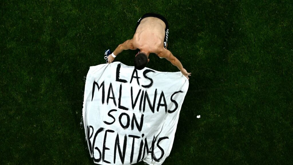 Gobierno de las Malvinas pidió a la FIFA investigar a la selección argentina por su polémico festejo: “Nos sentimos decepcionados”
