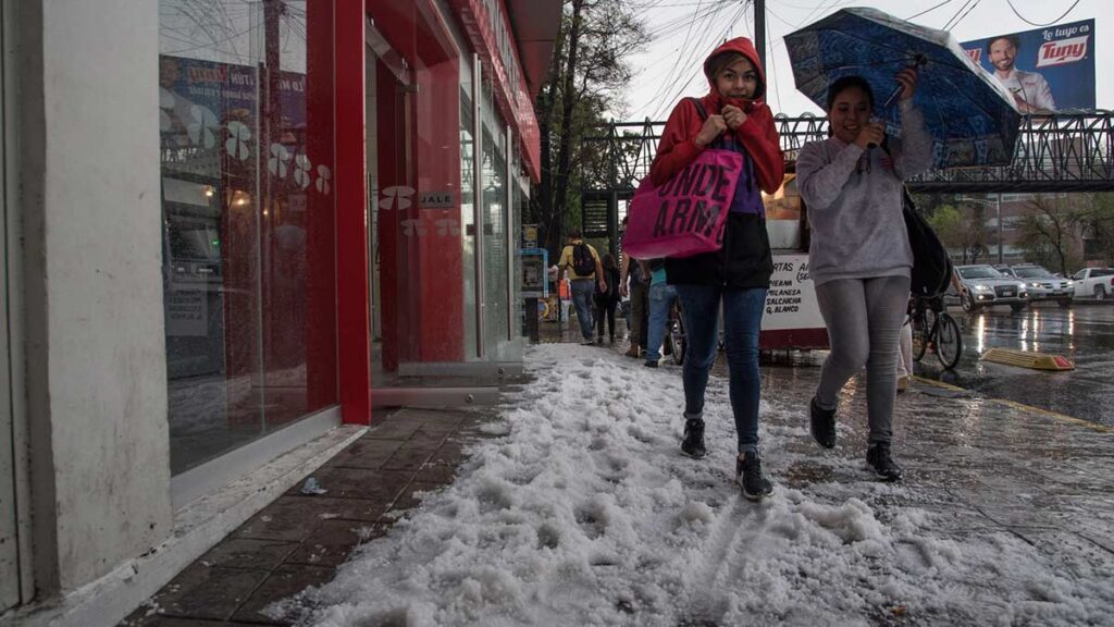 CDMX espera lluvias fuertes con granizo.