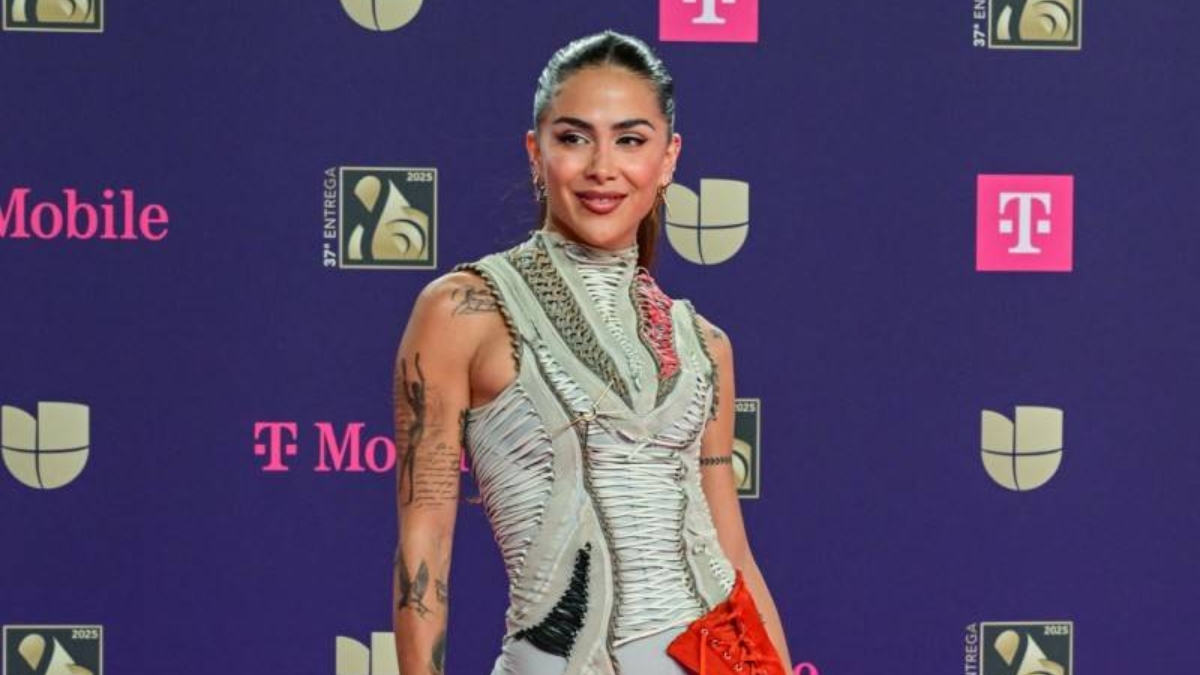 La colombiana Greeicy Rendón sorprendió a sus fans con un reto de baile y equilibrio.