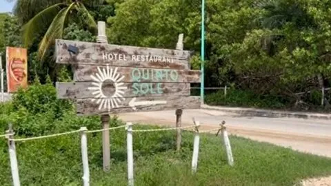 Hotel "Quinto Sole" de Mahahual cierra sus puertas por sargazo