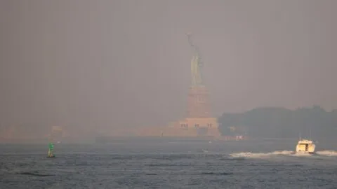 Humo de incendios en Canadá llega a Nueva York: qué está pasando y cuánto durará