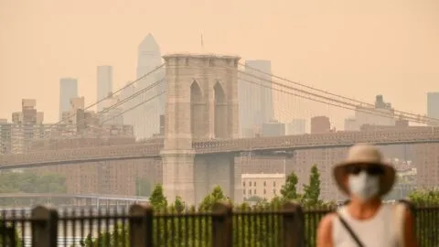 ¿Cuándo terminará el humo en la ciudad de NY? Qué hacer si te empiezas a sentir mal