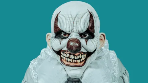 Revelan quién era el "payaso de Morelia" que causó terror en las calles; videos
