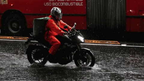 El Servicio Meteorológico Nacional prevé lluvias y calor en CDMX este domingo