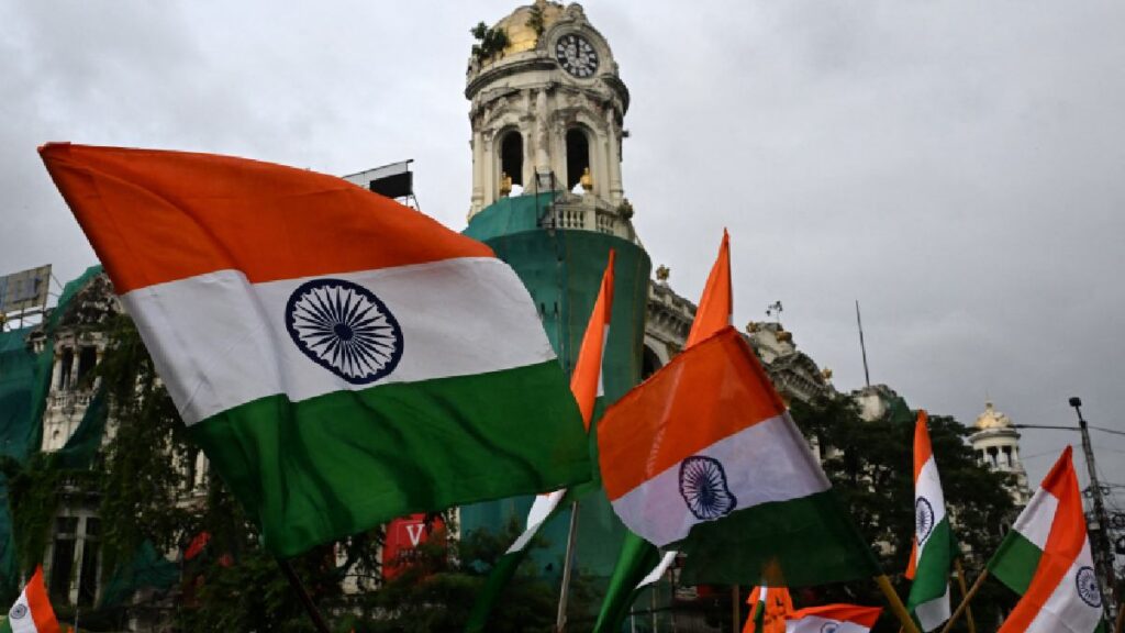 India busca aumentar penas de cárcel por filtración de exámenes, tras protestas y suicidios