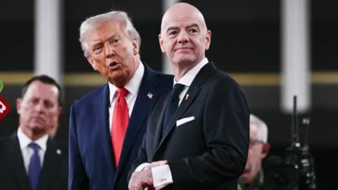 Gianni Infantino puede enfrentar una denuncia ante el COI tras caso Folarin Balogun