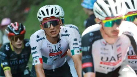 Isaac del Toro subió al podio y ya es tercer lugar general del Tour de Francia
