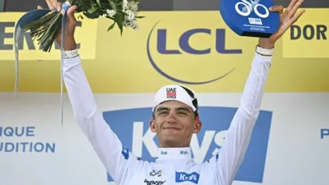 Isaac del Toro se mantiene en el podio del Tour de Francia 2026 tras una intensa Etapa 8