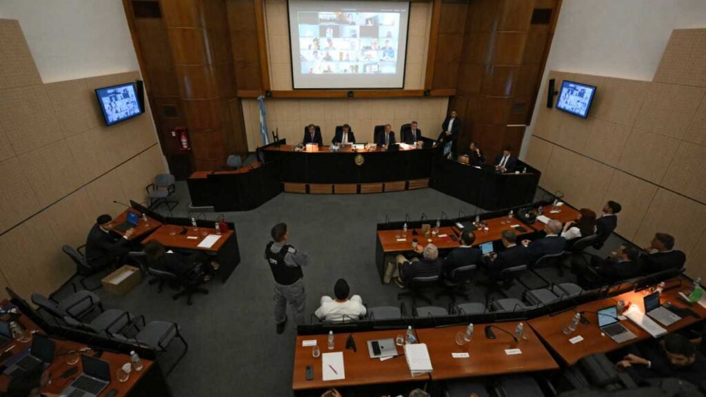 Llaman a testigo equivocado en juicio contra Cristina Kirchner
