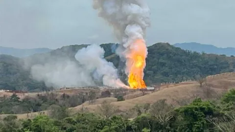 Incendio del pozo Krem-1 en Las Choapas, Veracruz, podría extenderse hasta por un año