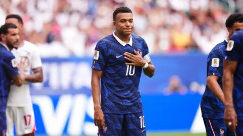 Kylian Mbappé rompe el récord de Lionel Messi y se convierte en el máximo goleador en la historia de los Mundiales