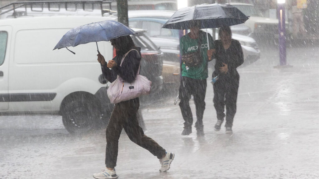 Lluvias y tormentas pegarán en toda la CDMX este miércoles