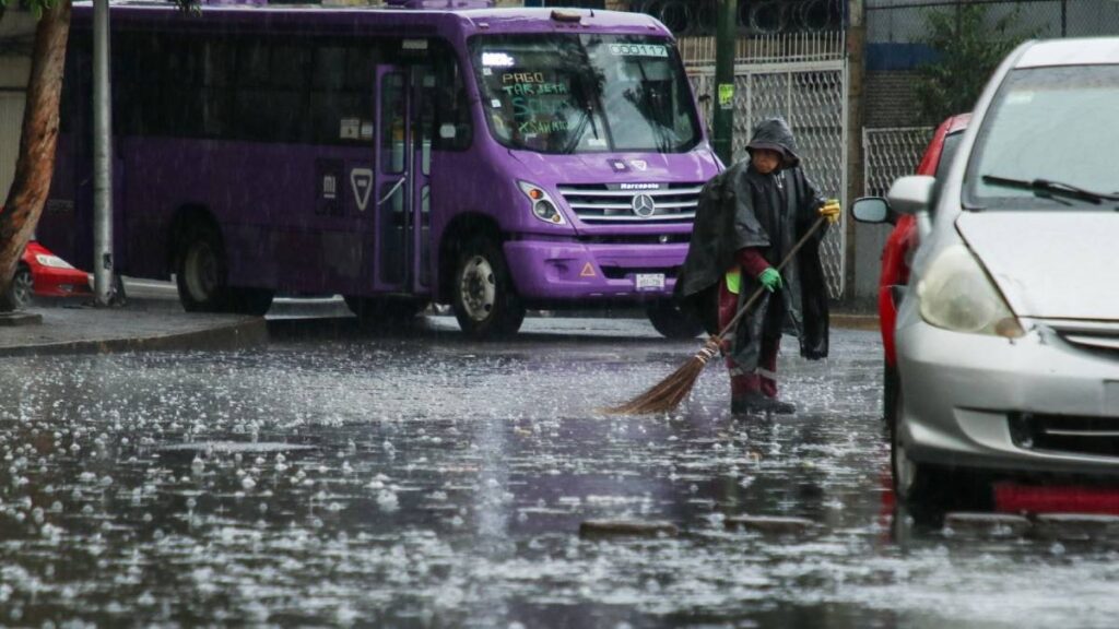 La CNPC alertó por lluvias intensas y riesgo de inundaciones en varios estados; pide seguir recomendaciones oficiales.
