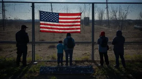 El protocolo del ICE ante la muerte de inmigrantes bajo custodia