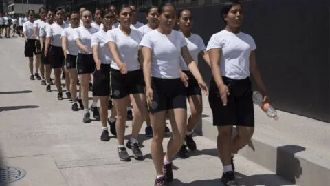 SEP reitera: Escuelas militarizadas no están autorizadas en México