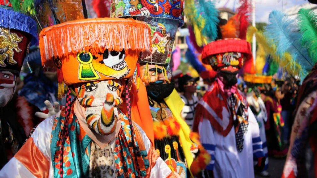 ruta-del-chinelo-asi-busca-chinelobus-fortalecer-el-turismo-en-morelos