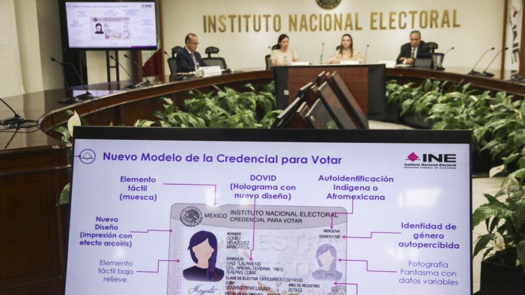 INE se renueva y reduce tiempos de entrega. Foto: Cuartoscuro