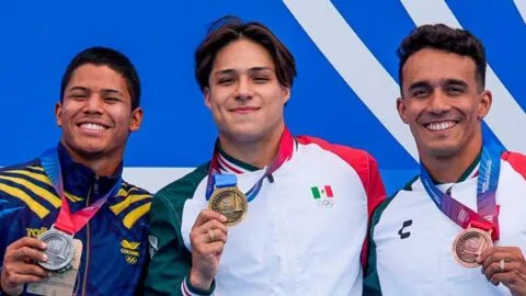 ¡Oro para México! Osmar Olvera se corona en trampolín de un metro en Santo Domingo 2026