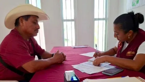 Pensión Bienestar y Plenitud abre registros en Tabasco; así puedes obtener asta 18 mil pesos al año