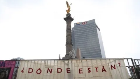 Colectivo de personas desaparecidas encabeza las movilizaciones en CDMX este 3 de julio