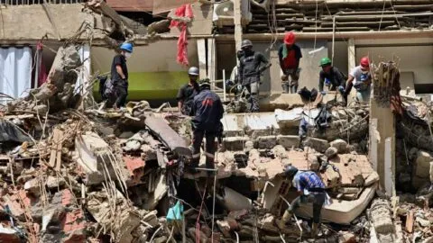 Aumenta a 3 mil 535 el número de muertos por los terremotos en Venezuela