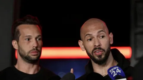 Andrew Tate y Tristan Tate son detenidos en Miami; Reino Unido solicita su extradición