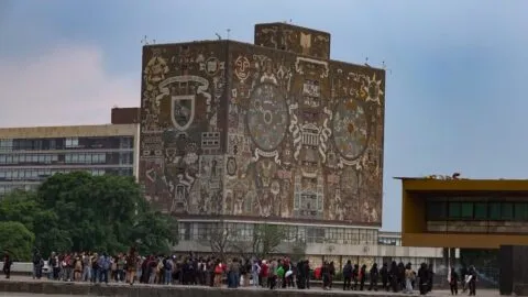 Aspirantes de la UNAM encabezan las movilizaciones en CDMX este 27 de julio