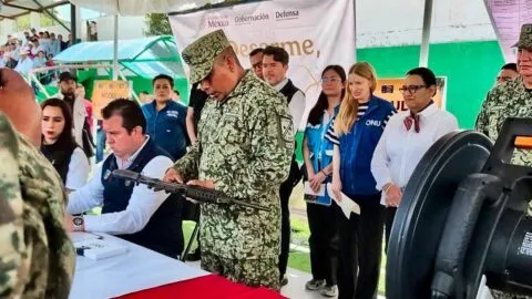 Gobierno lleva Tianguis del Bienestar y programa de desarme a Guerrero