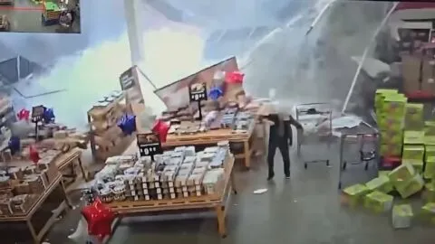 VIDEO: techo de supermercado colapsa en New Jersey, EE. UU.; dos personas quedan atrapadas