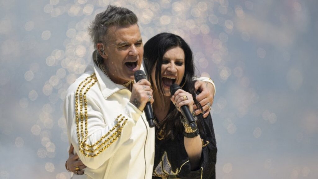 Robbie Williams y Laura Pausini