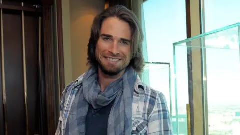 Sebastián Rulli celebra eufóricamente la remontada de Argentina después de “sufrir” por la eliminación de México