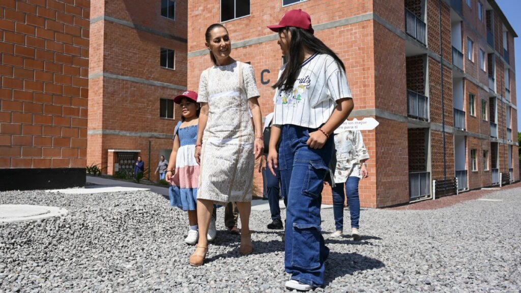Presidenta Claudia Sheinbaum entrega viviendas en Cuautla, Morelos.