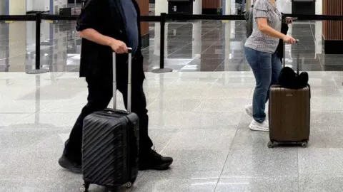 Denuncian en redes a coordinadora de la SSC en Tabasco por presuntos viajes y lujos